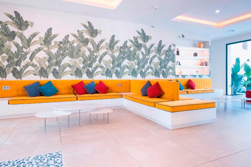 This photo about Cye Salou shared on HyHotel.com