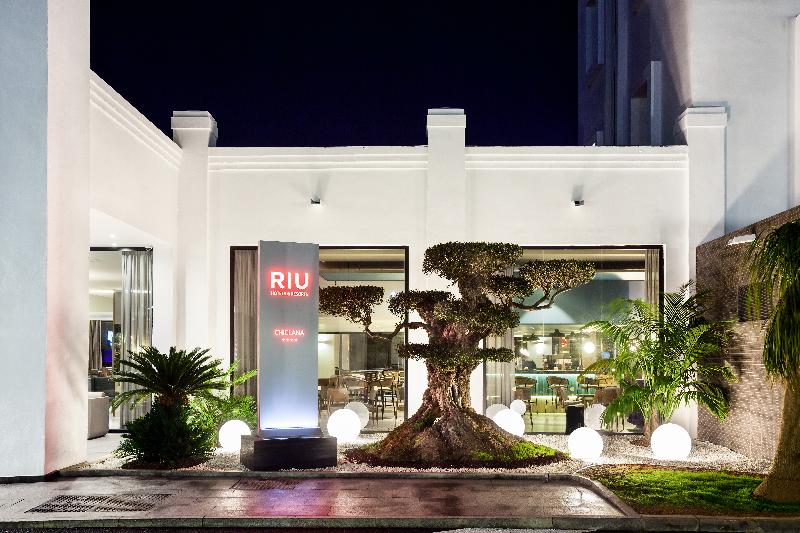 This photo about Hotel Riu Chiclana shared on HyHotel.com