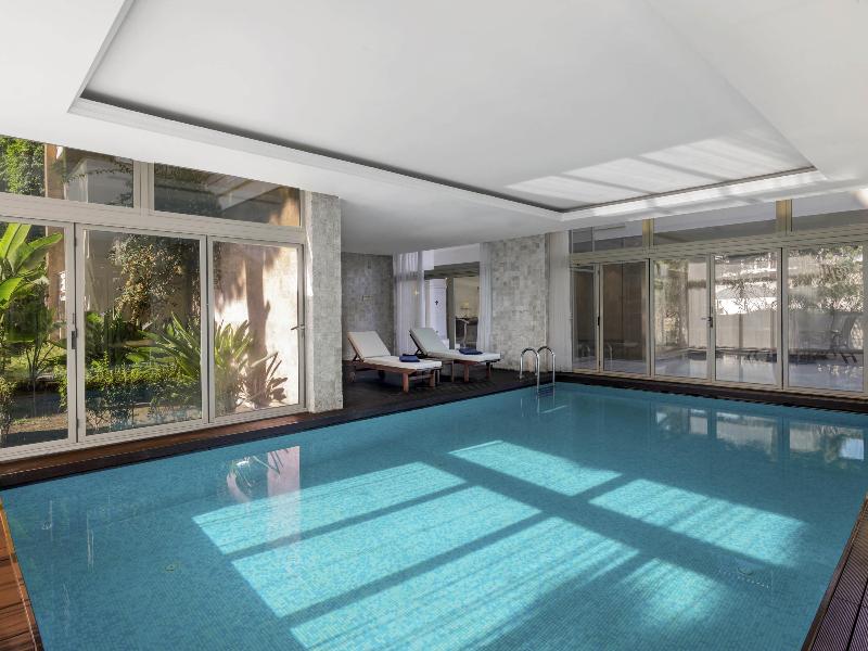 cheap resort hotels  to Spend holiday with family