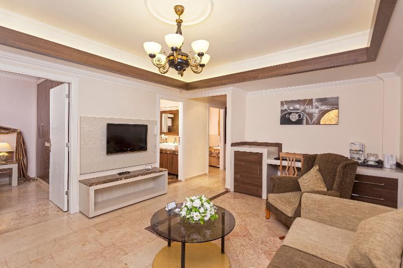 cheap resort hotels  to Spend holiday with family