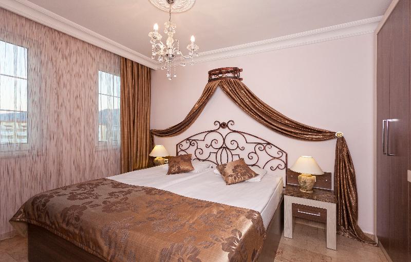 cheap resort hotels  to Spend holiday with family