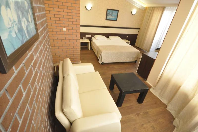 Room ROO.1B