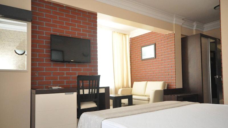 Room ROO.1B