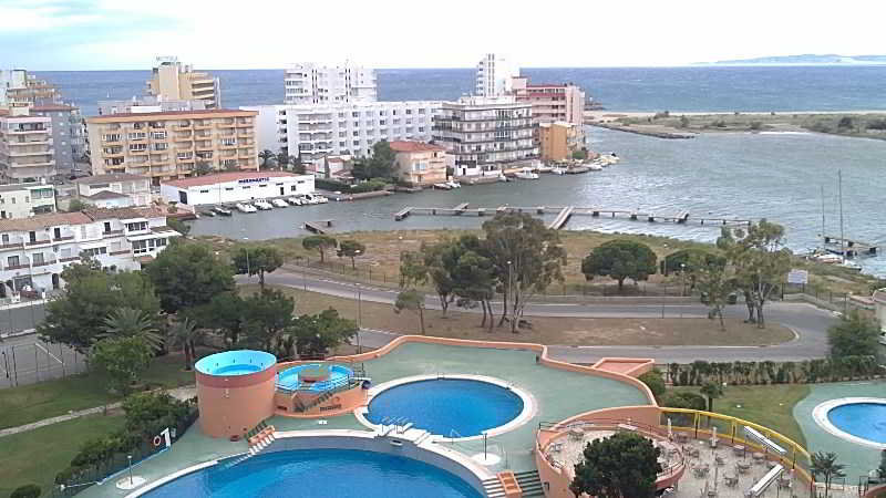 This photo about Isla de Rosas shared on HyHotel.com