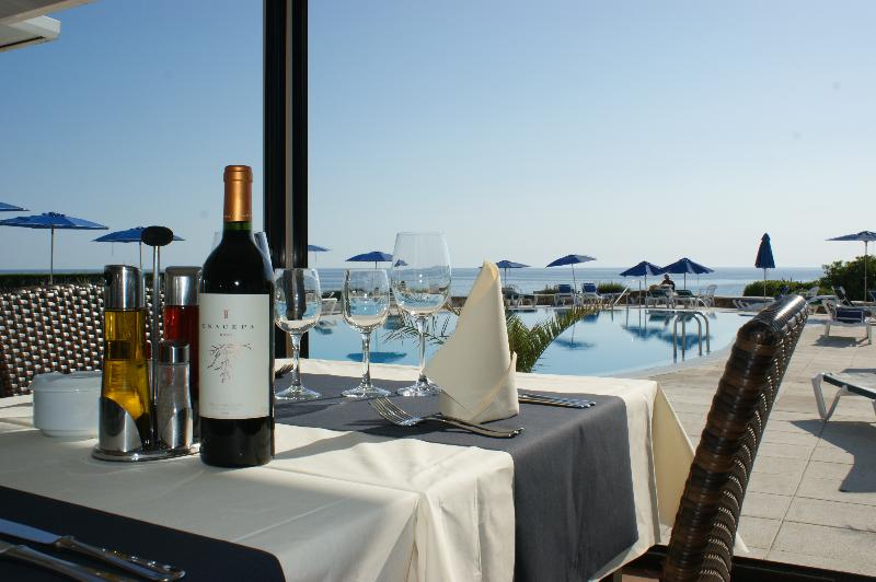 This photo about Vistamar shared on HyHotel.com