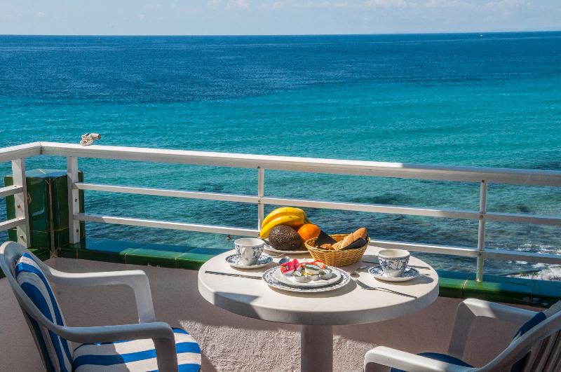 This photo about Vistamar shared on HyHotel.com