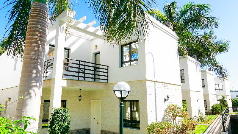 This photo about Sunshine shared on HyHotel.com