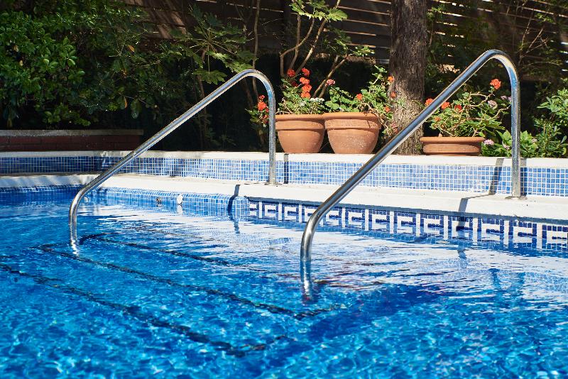 This photo about CHECKIN BLANES shared on HyHotel.com