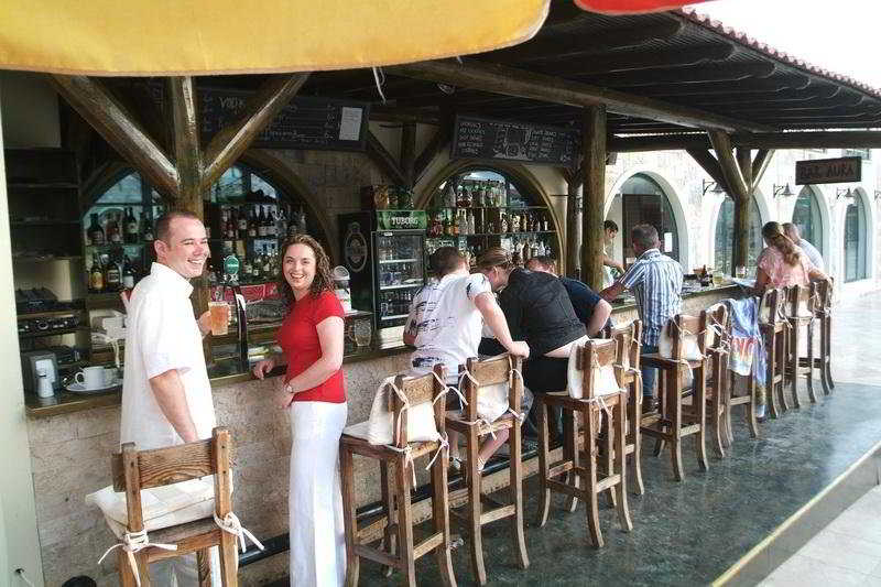 This photo about Sun Love shared on HyHotel.com