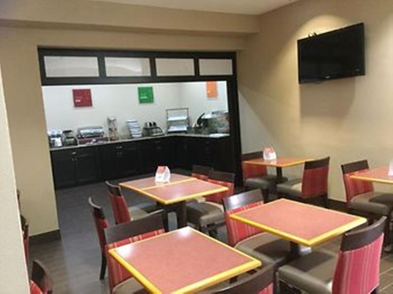 在meiguo.com看到的Quality Inn West Plano - Dallas的介绍图片