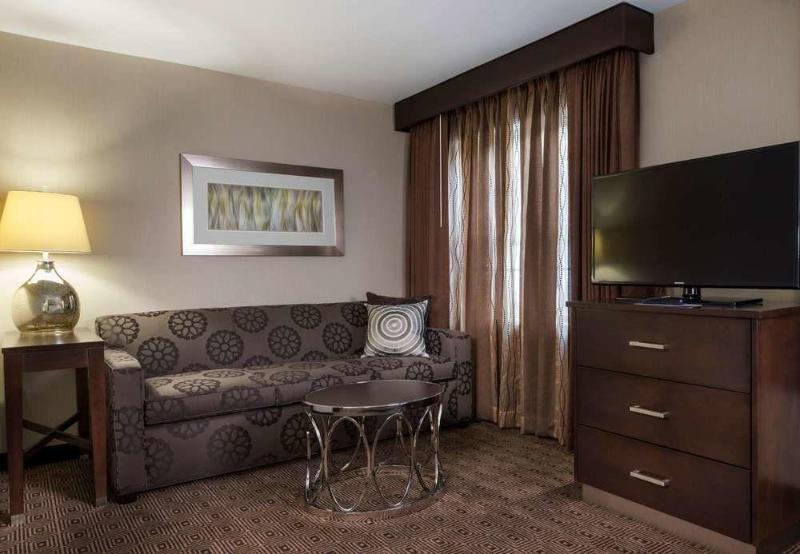 This photo about Clarion Carriage House Inn shared on HyHotel.com