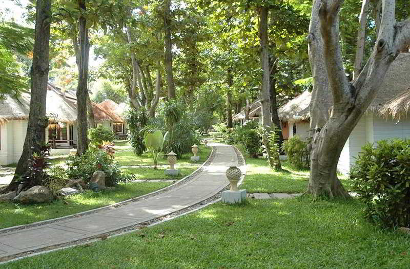 This photo about Island Resort and Spa shared on HyHotel.com