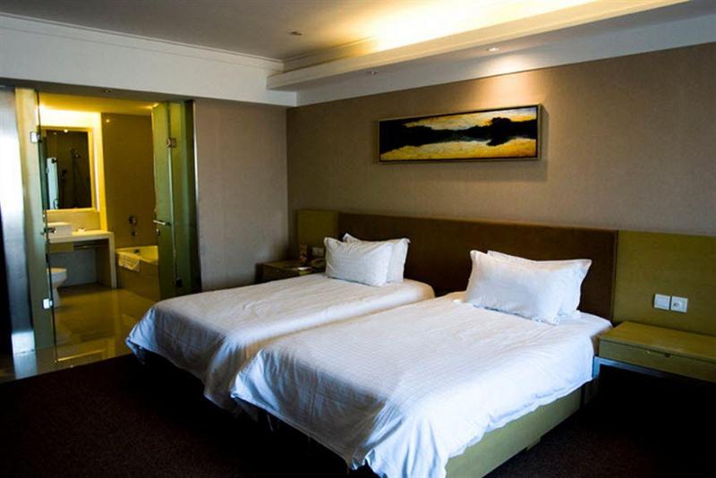 This photo about Topsun on the Bund shared on HyHotel.com