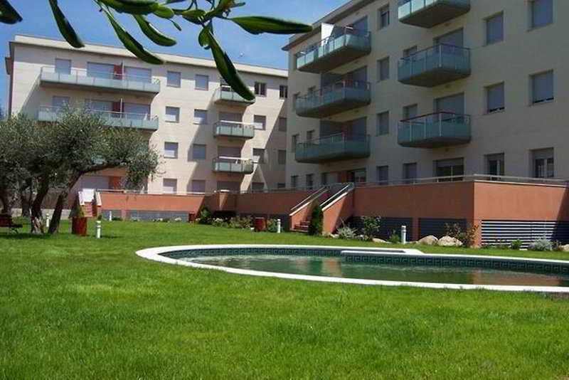 This photo about Apartamentos Urbanizacion del Sol shared on HyHotel.com