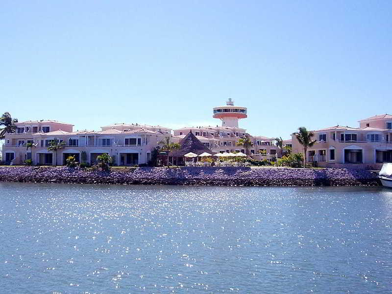 This photo about Isla Mazatlan Golden Resort shared on HyHotel.com