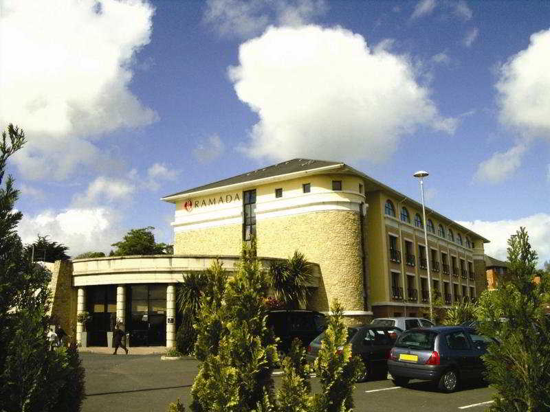 This photo about Ramada Da Vincis Hotel Derry shared on HyHotel.com