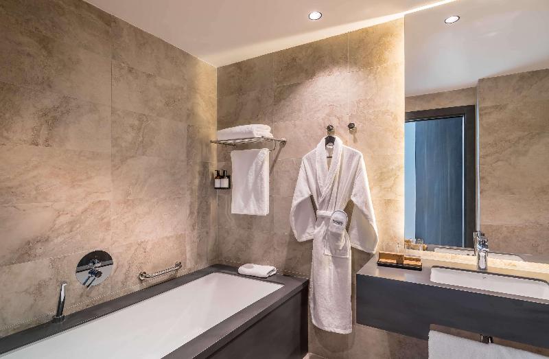 cheap resort hotels  to Spend holiday with family