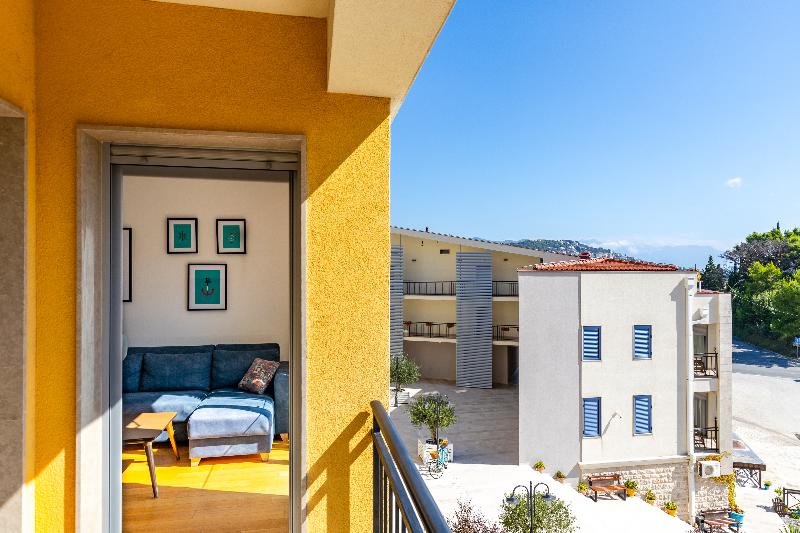 cheap resort hotels  to Spend holiday with family