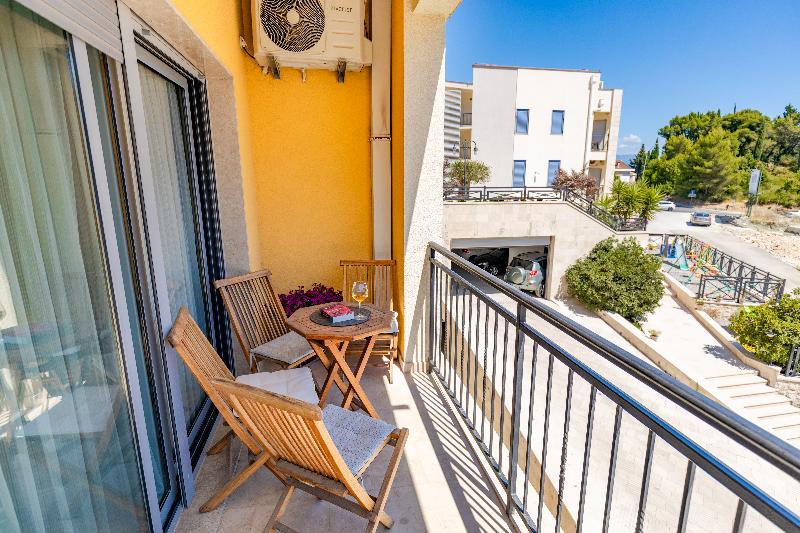 cheap resort hotels  to Spend holiday with family