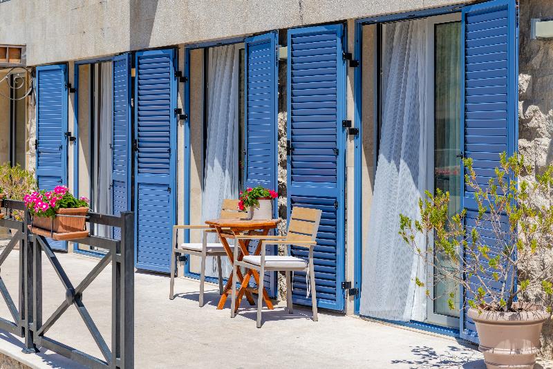 cheap resort hotels  to Spend holiday with family