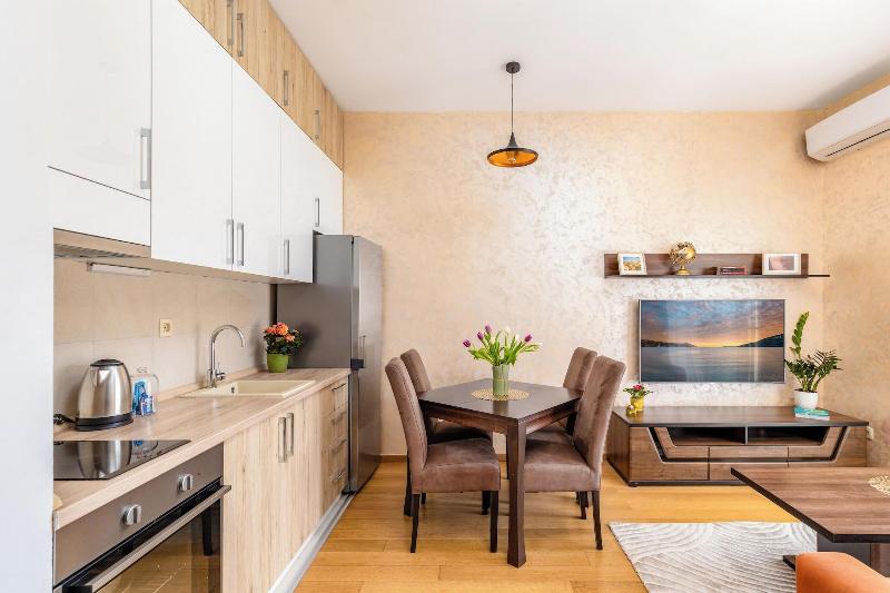 cheap resort hotels  to Spend holiday with family