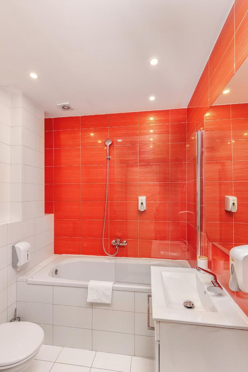 cheap resort hotels  to Spend holiday with family