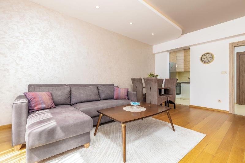 cheap resort hotels  to Spend holiday with family