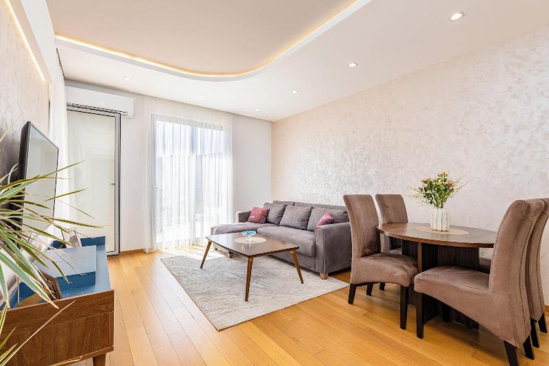 cheap resort hotels  to Spend holiday with family