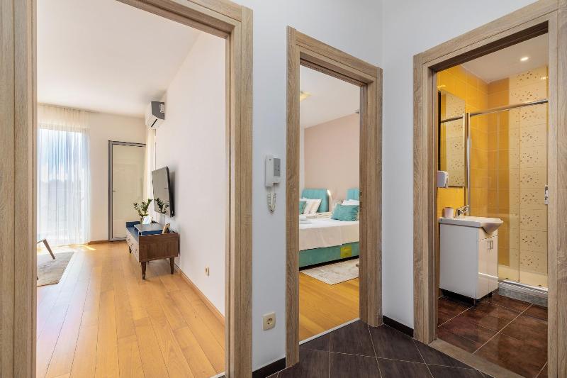 cheap resort hotels  to Spend holiday with family