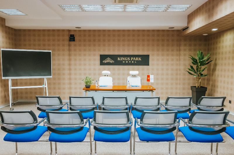 cheap resort hotels  to Spend holiday with family