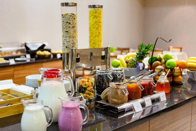 cheap resort hotels to Spend holiday with family