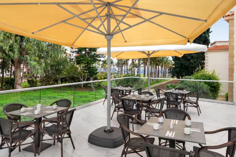 cheap resort hotels  to Spend holiday with family