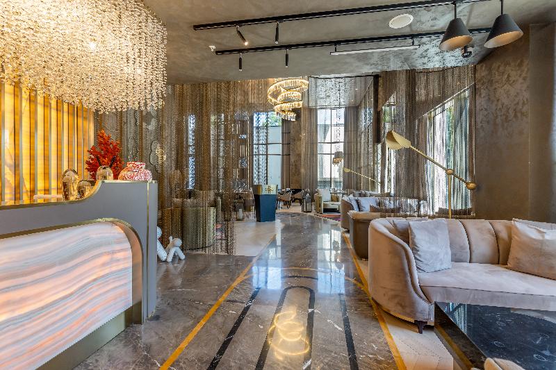 cheap resort hotels  to Spend holiday with family