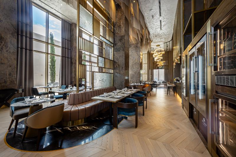 cheap resort hotels to Spend holiday with family