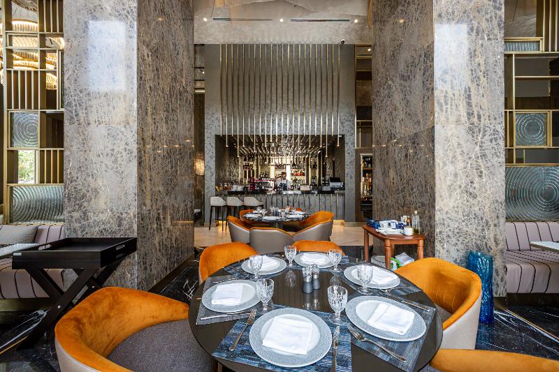 cheap resort hotels  to Spend holiday with family