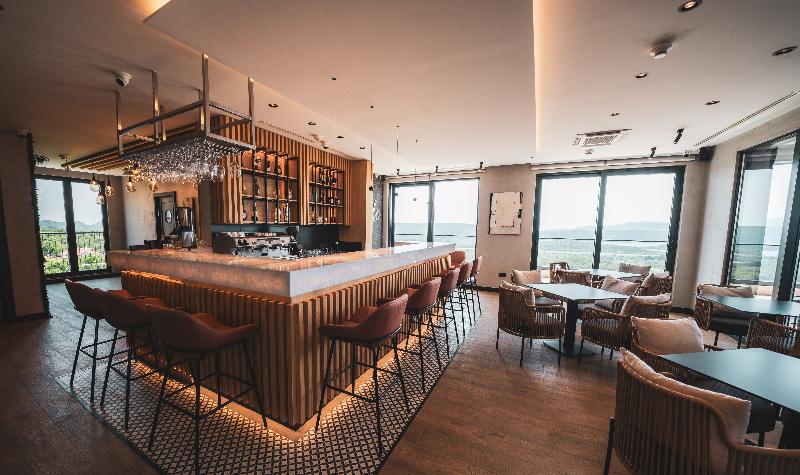 cheap resort hotels  to Spend holiday with family