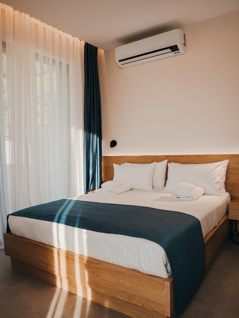 cheap resort hotels  to Spend holiday with family