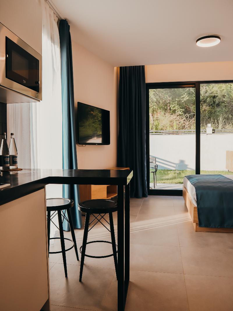 cheap resort hotels  to Spend holiday with family