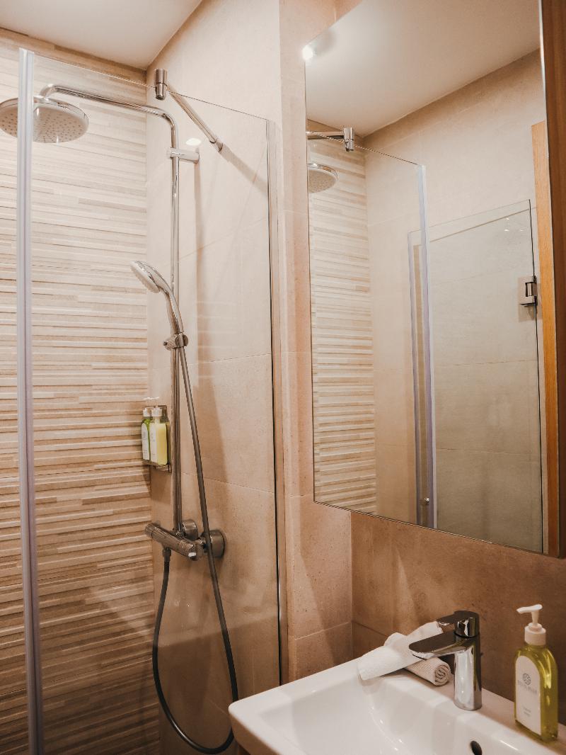 cheap resort hotels  to Spend holiday with family