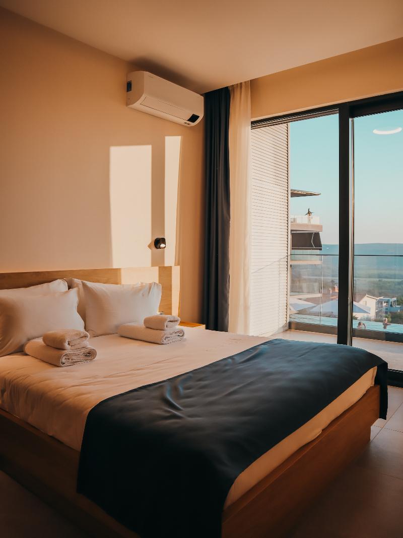 cheap resort hotels  to Spend holiday with family