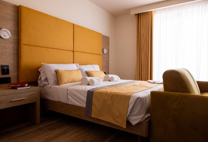 Room DBL.DX