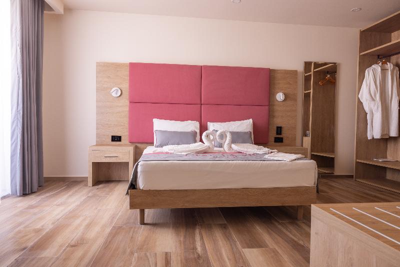 Room DBL.LX