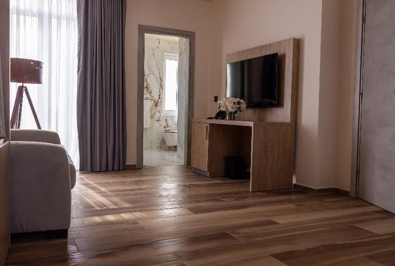 Room SUI.JA
