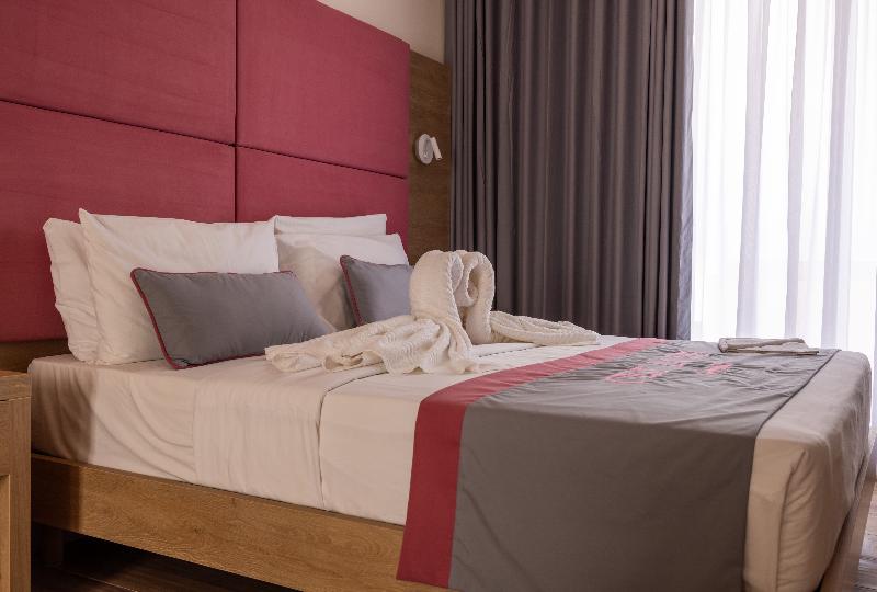 Room SUI.JA