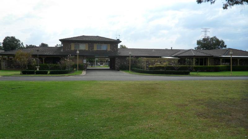 This photo about Quality Inn Carriage House shared on HyHotel.com