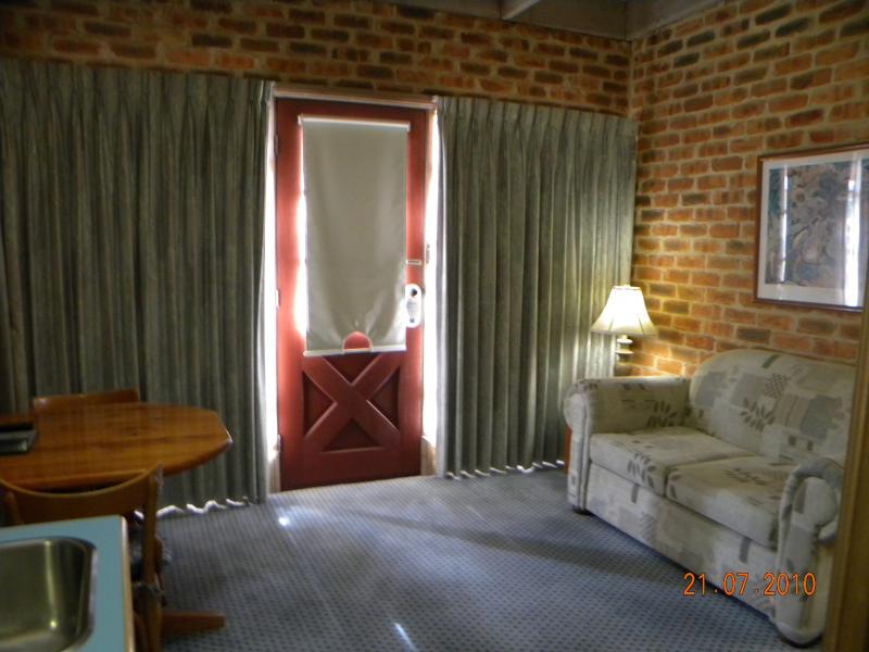 This photo about Comfort Inn Mahogany Park shared on HyHotel.com