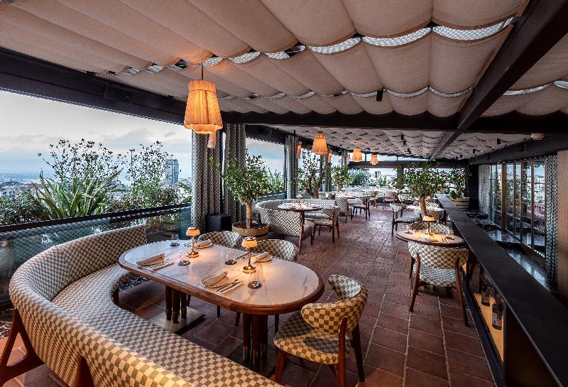 cheap resort hotels  to Spend holiday with family