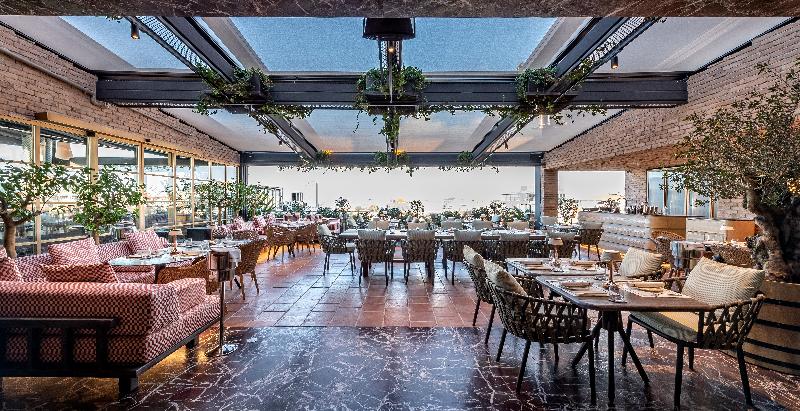 cheap resort hotels  to Spend holiday with family