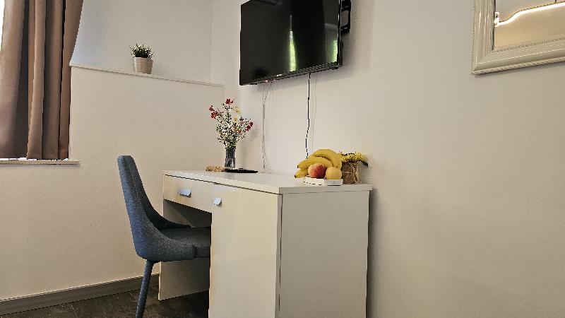 Room DBL.OM