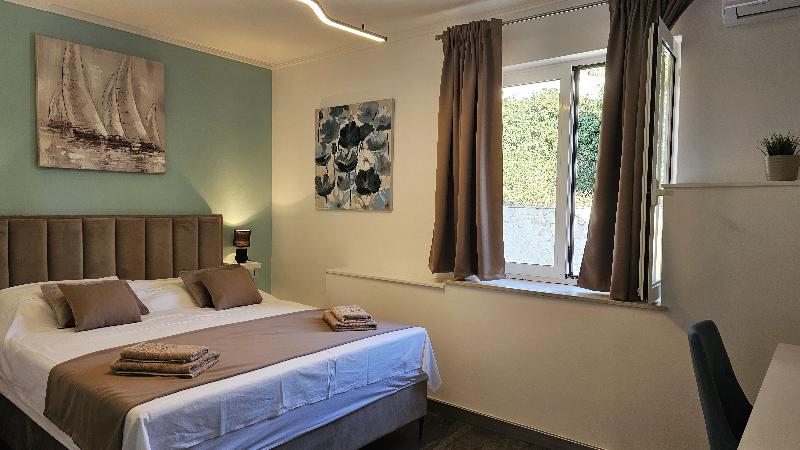 Room DBL.OM